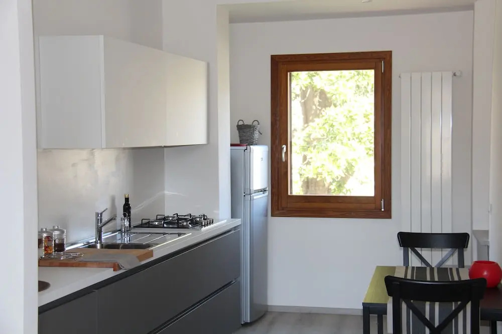 The Window on the Cathedral - Studio Apartment