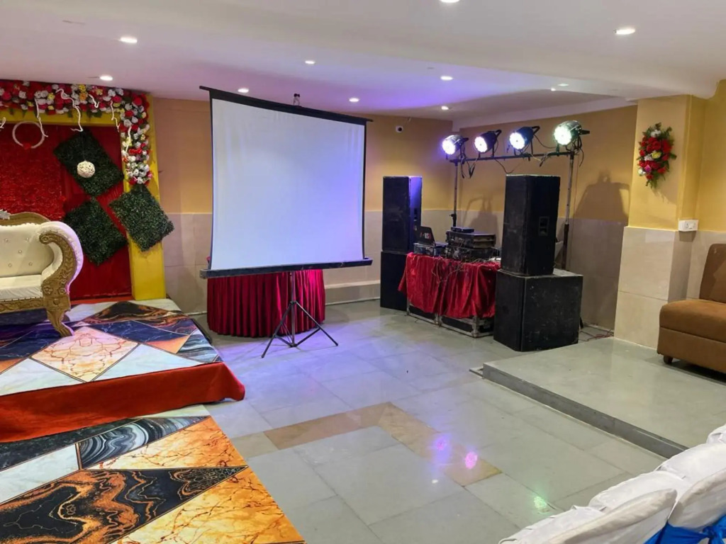 Hotel Sukhdham
