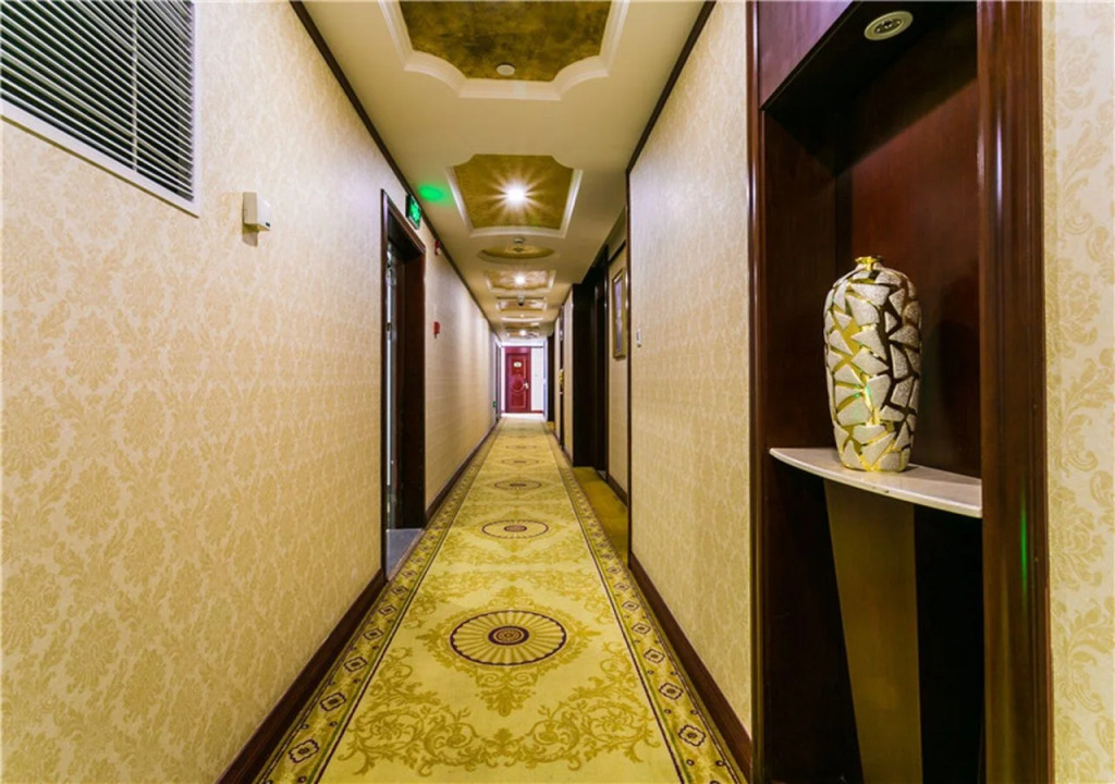Vienna Hotel Hongqiao Airport Wanda Plaza