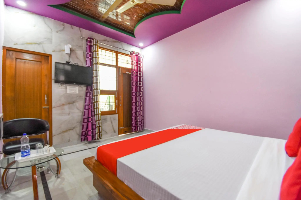 OYO 48260 Hotel Grand City