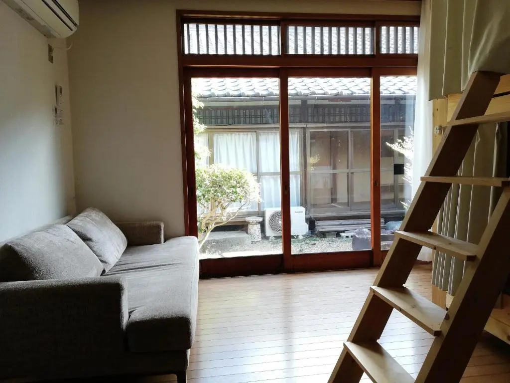 Yuzan Guesthouse
