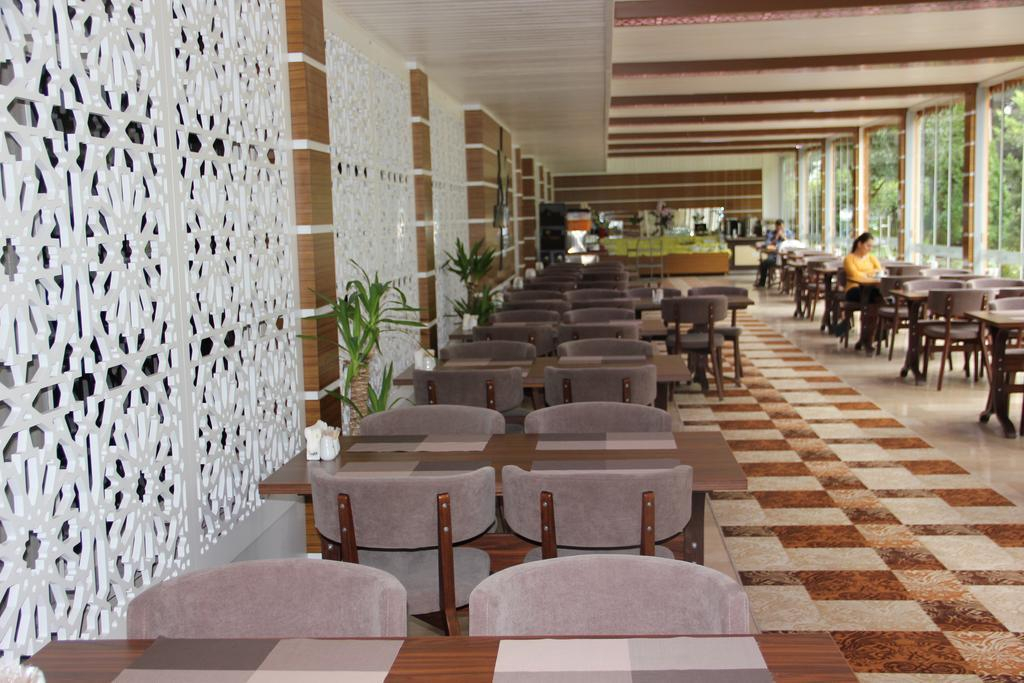 SekaPark Hotel