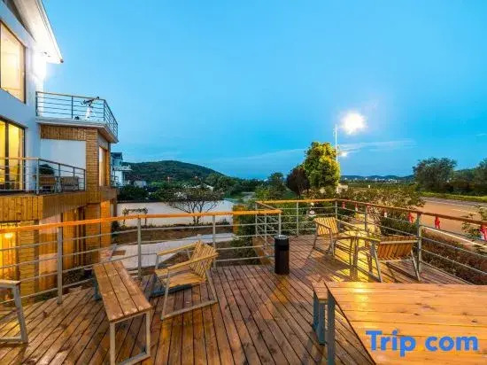 Xishan Island Yansu Holiday Villa hotel (Xishan Taihu Scenic Area)