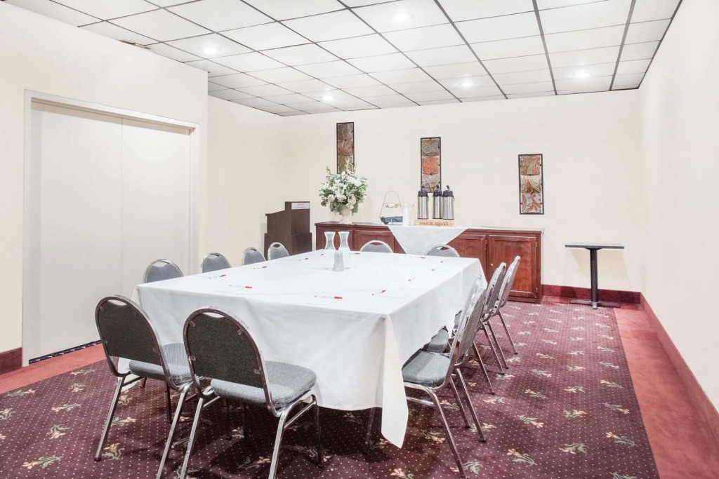 Best Western Plus Clarks Summit Scranton Hotel