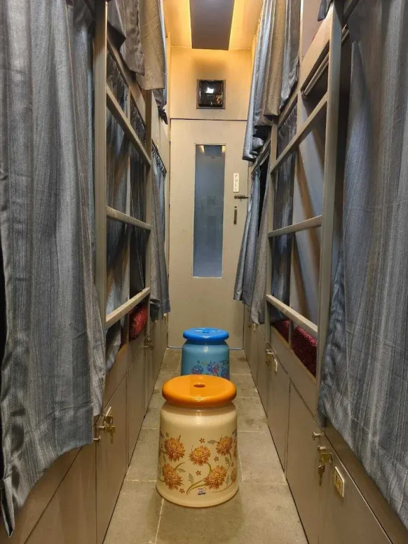 New Restinn Dormitory Hostel