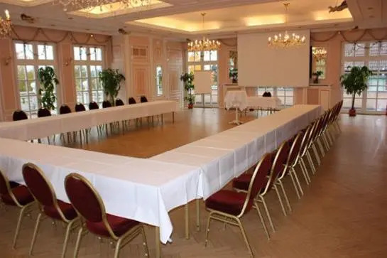 1a-Park Hotel Berlin Schloss Kaulsdorf