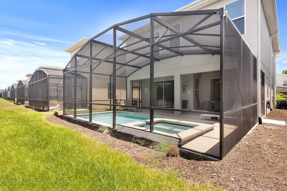 Dashing Family Home Stl113