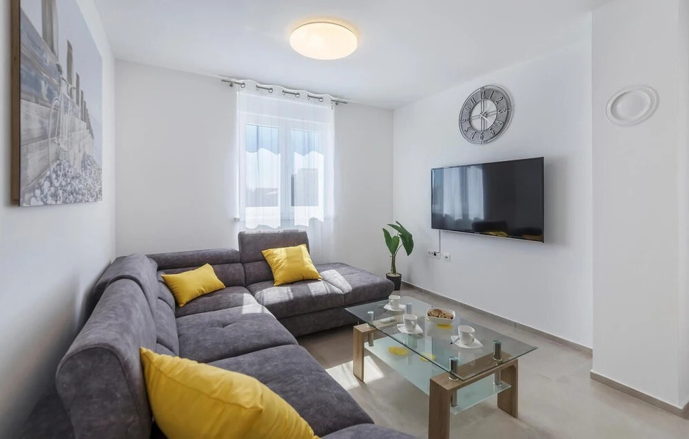 Awesome Apartment in Pula With Wifi and 2 Bedrooms