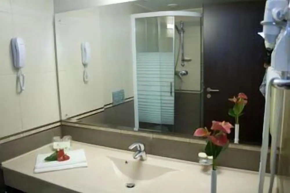 Hotel Rapsodia City Center