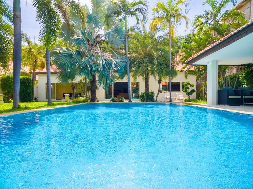 Private Beach Majestic Pool Villa Pattaya