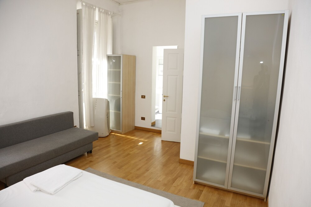 dHomes Apartments & Rooms-Duomo Delight