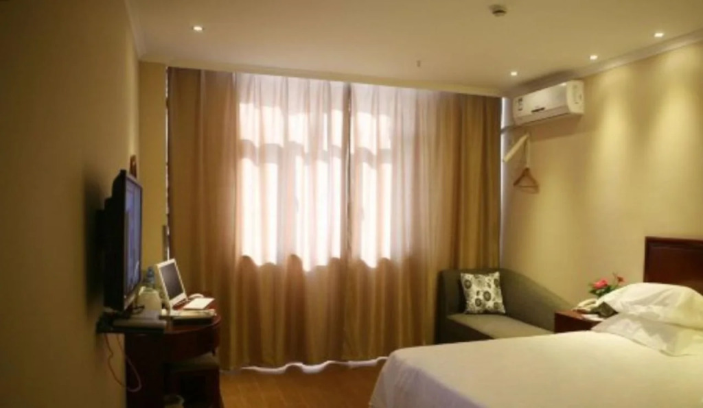 GreenTree Inn Xinjiang Tulufan North Xihuan Road Express Hotel
