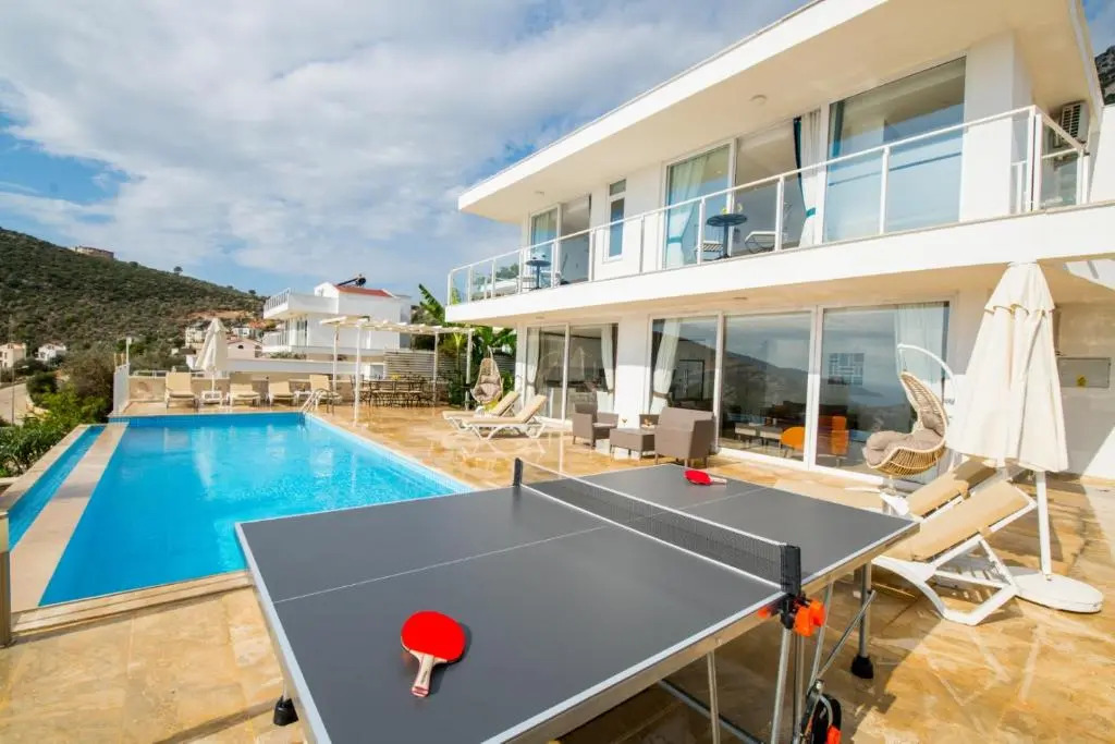 Lumiere Villas 2