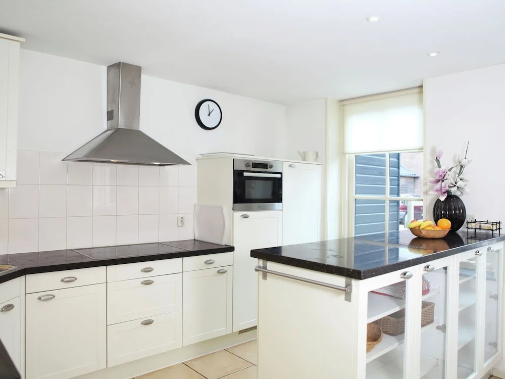 Fantastic Farm House, on 150 Meters of the sea