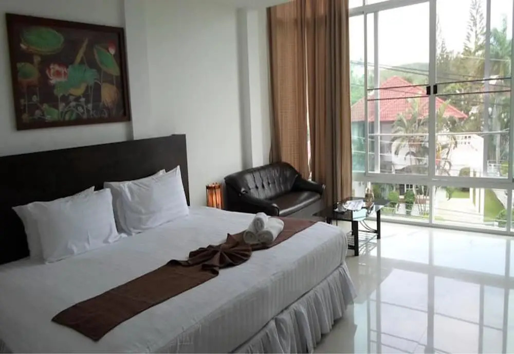 Baan Oui guest house - Nai Harn