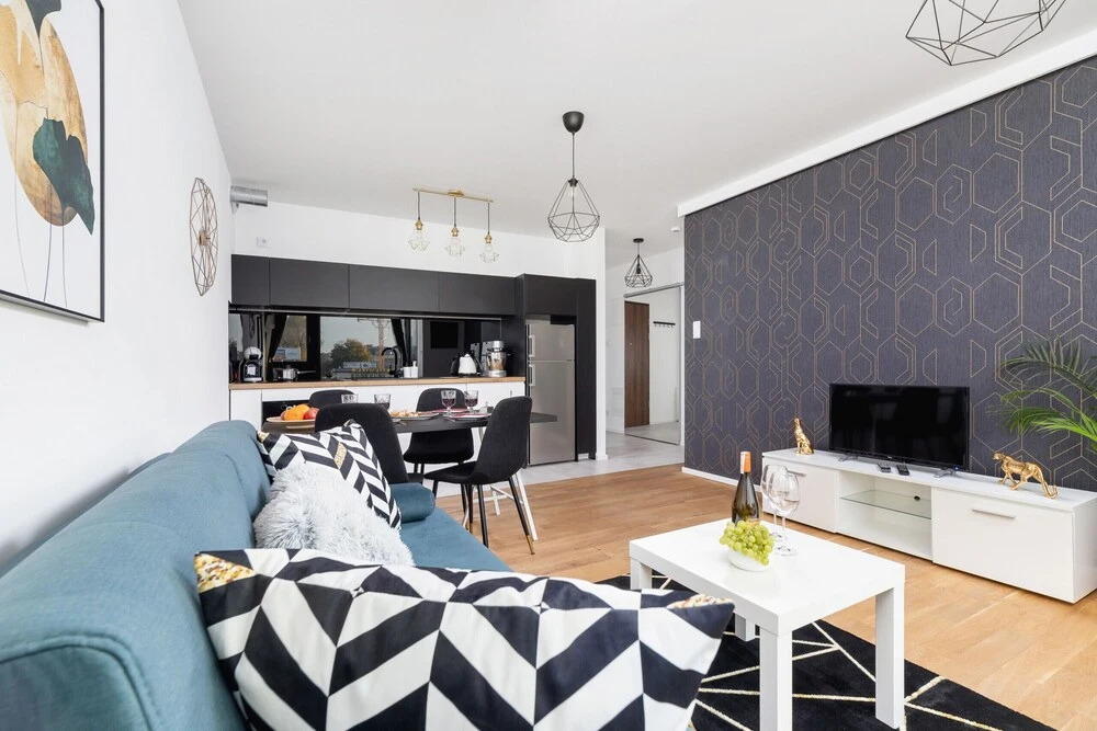 Riva Verona Apartment by Renters Prestige