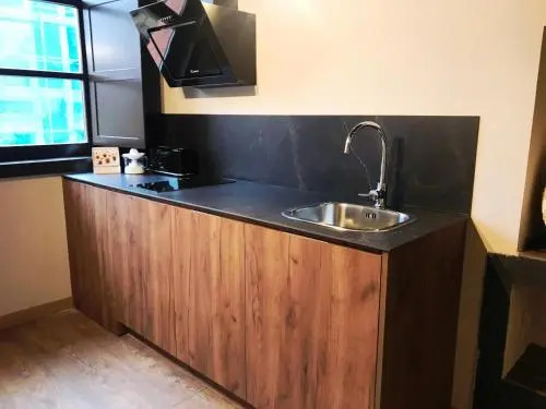 SUITE 1907 AVILES