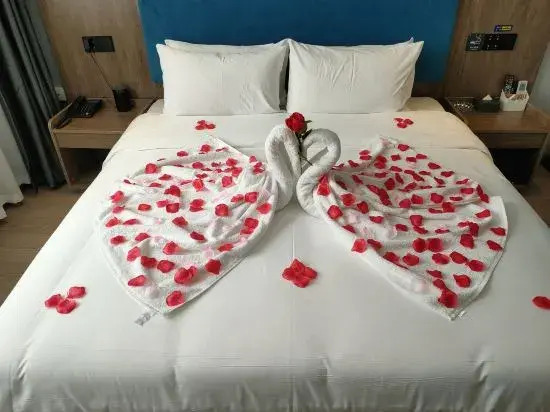 7Days Inn Hotel (Hebi Railway Station Qibin Avenue)