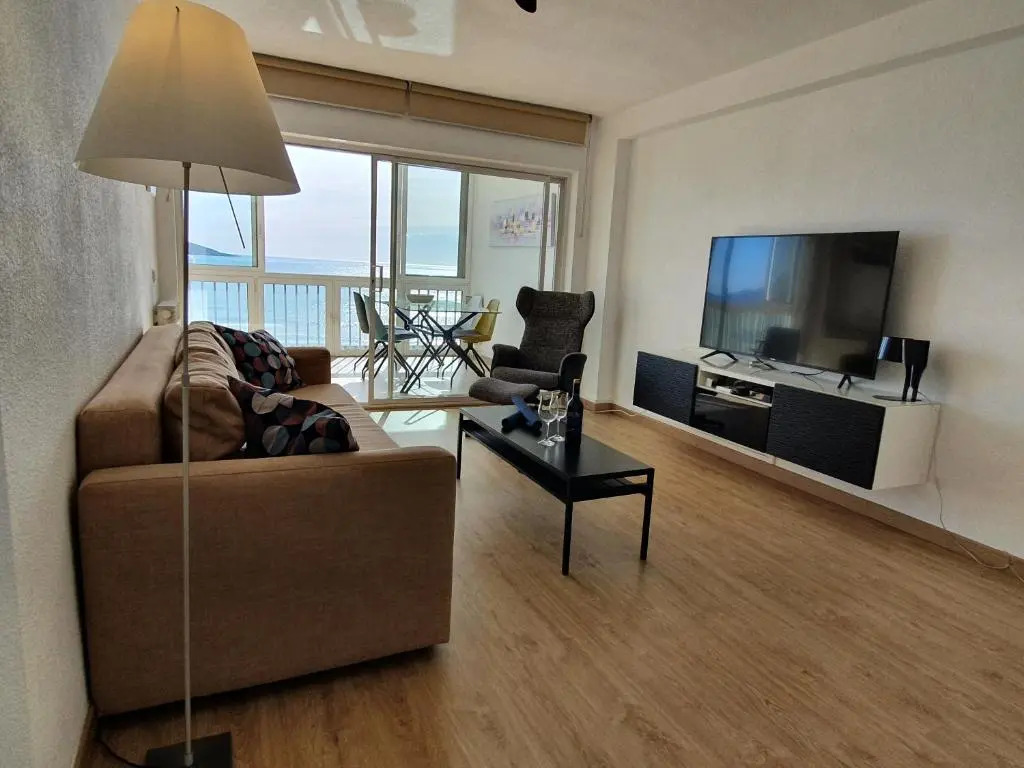 Esmeralda, Benidorm Beachfront Poniente, 1st line Frontal Seaview, Ocean Terrace