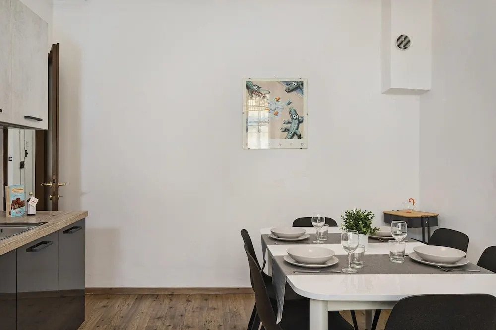 Central Cozy Apartment by Wonderful Italy