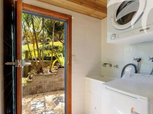 Palms House