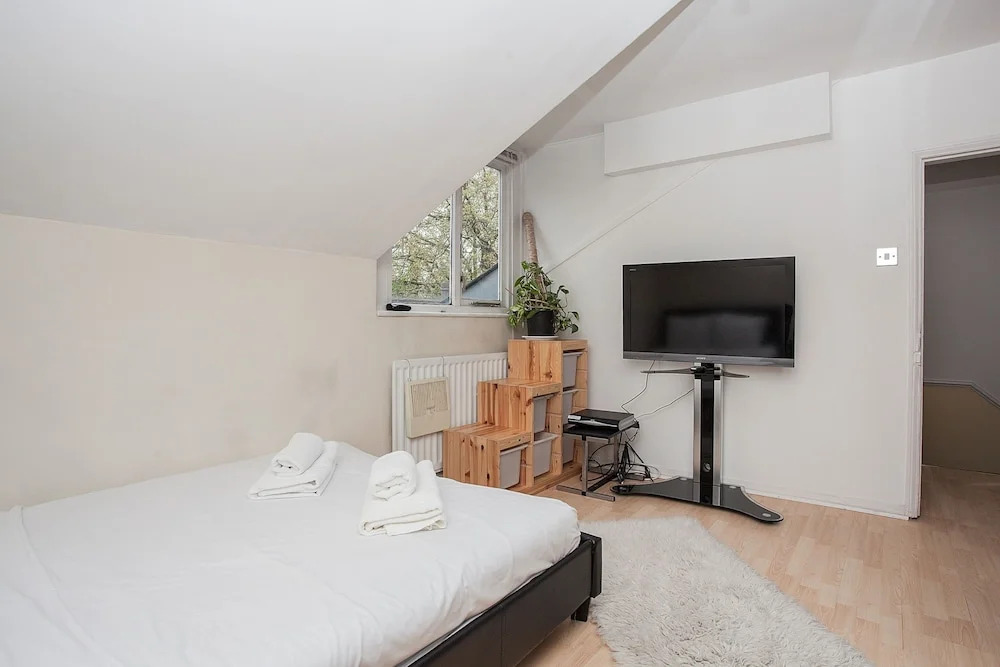 Amazing 2 Bed Just Minutes From Paddington