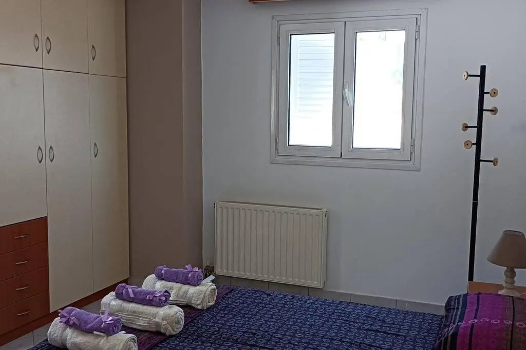 Glass Building Apartment in Sitia