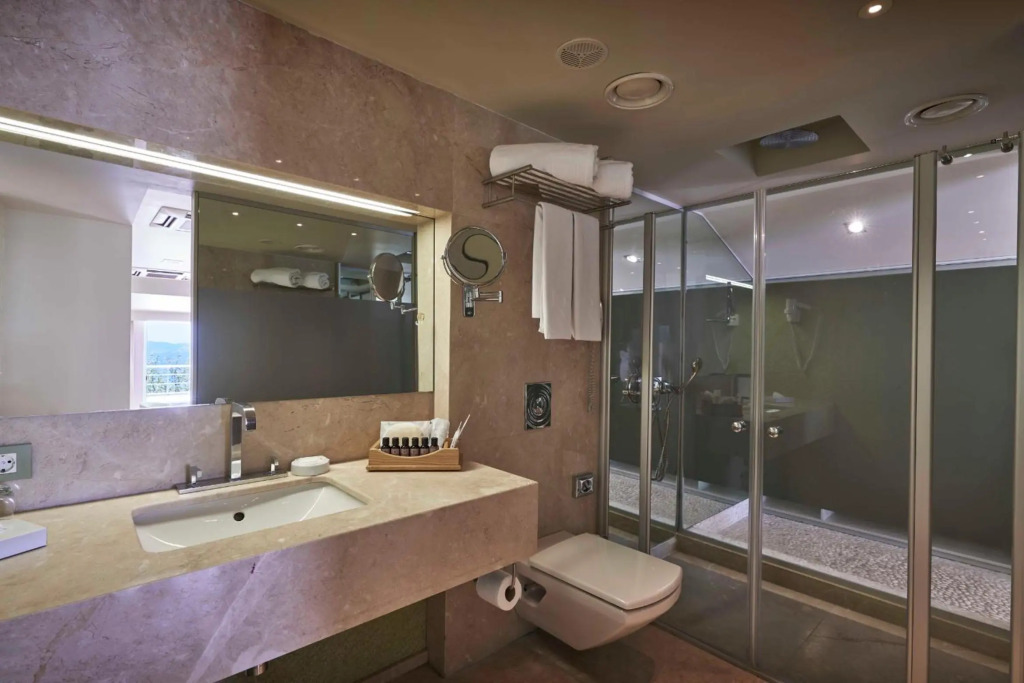 Richmond Nua Wellness Spa