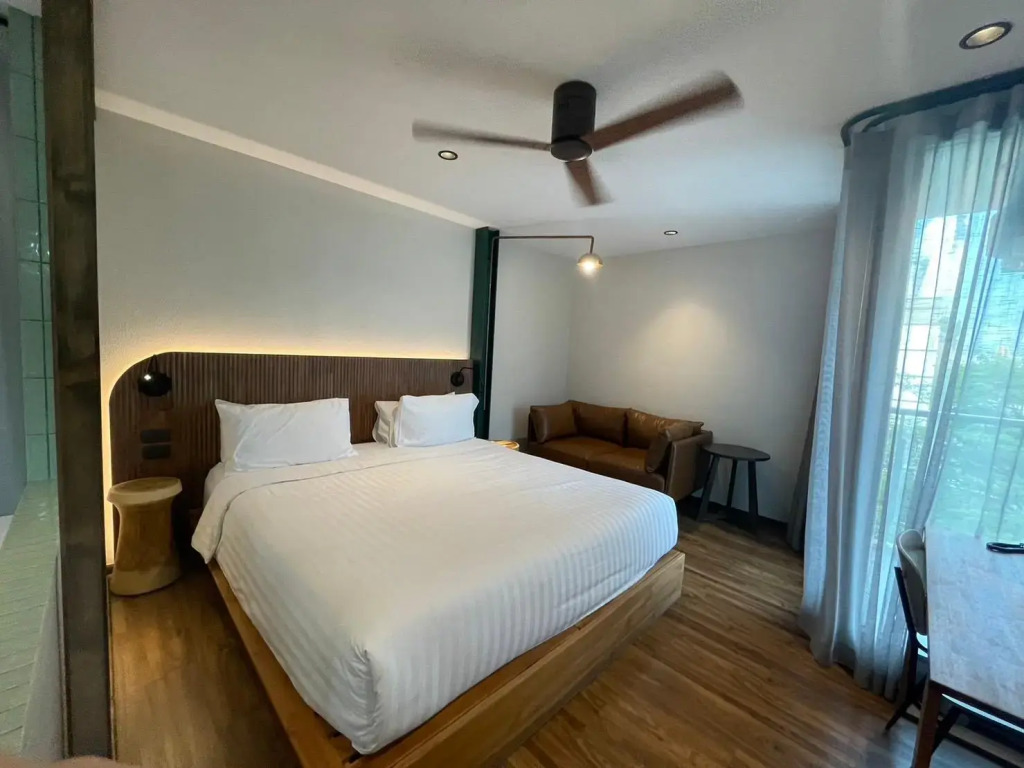 karaarom hotel