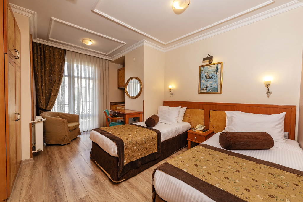 Santa Ottoman Hotel