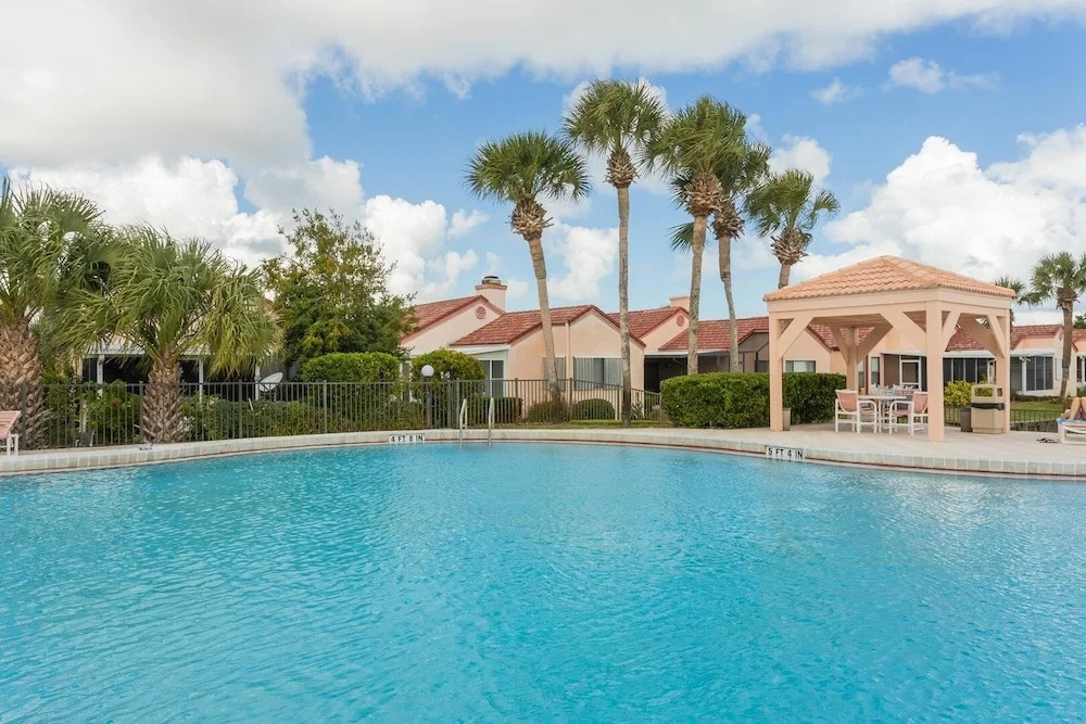 Fully Renovated 3/2 Private Beachside Home 3 Bedroom Home