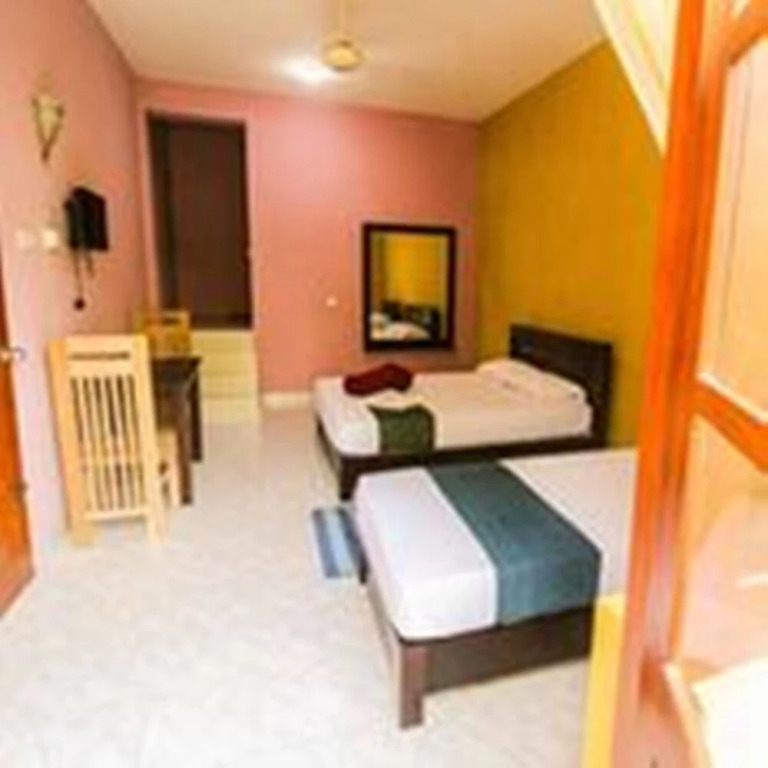 Yoho Bro Hotel