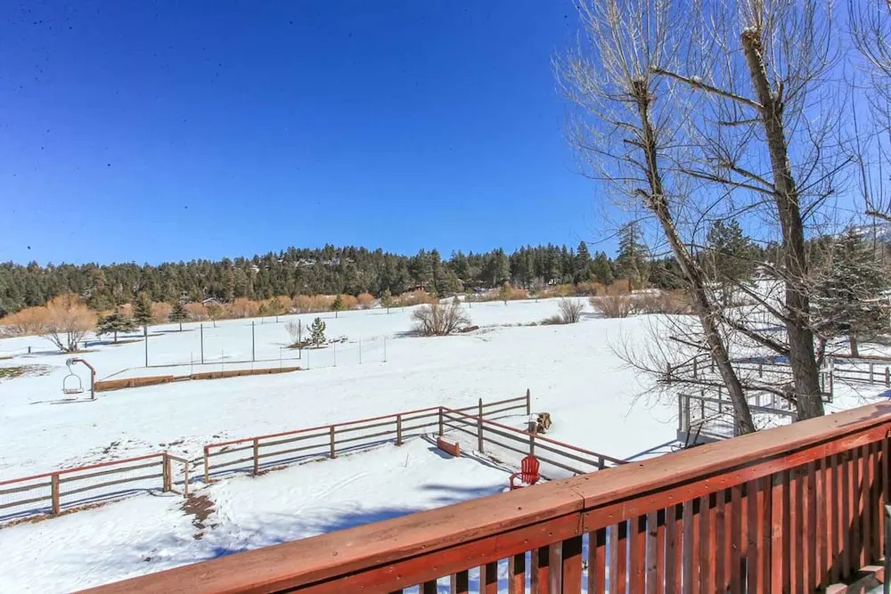 Alpine Ski & Tee-1615 by Big Bear Vacations