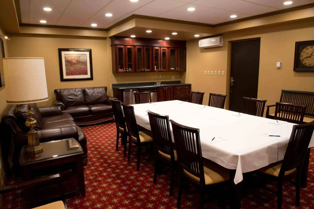 Clarenville Inn