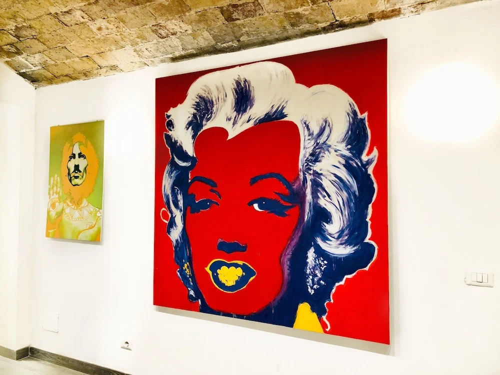 Marilyn's Holiday House