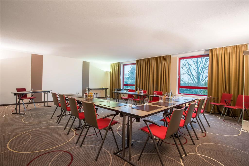 elaya frankfurt oberursel, Trademark Collection