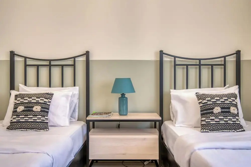 Vinyl 3-Bedroom Apartment in Zouk Mikael