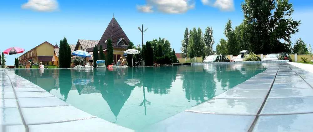 Piknik Holiday Village