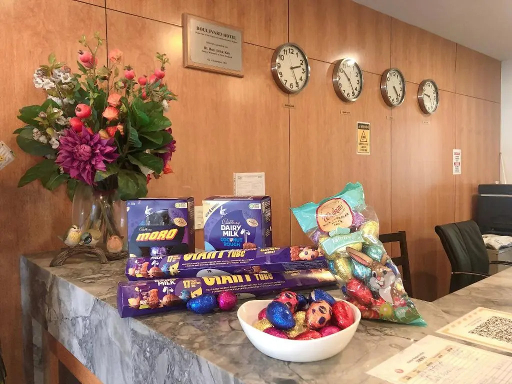 Boulevard Hotel