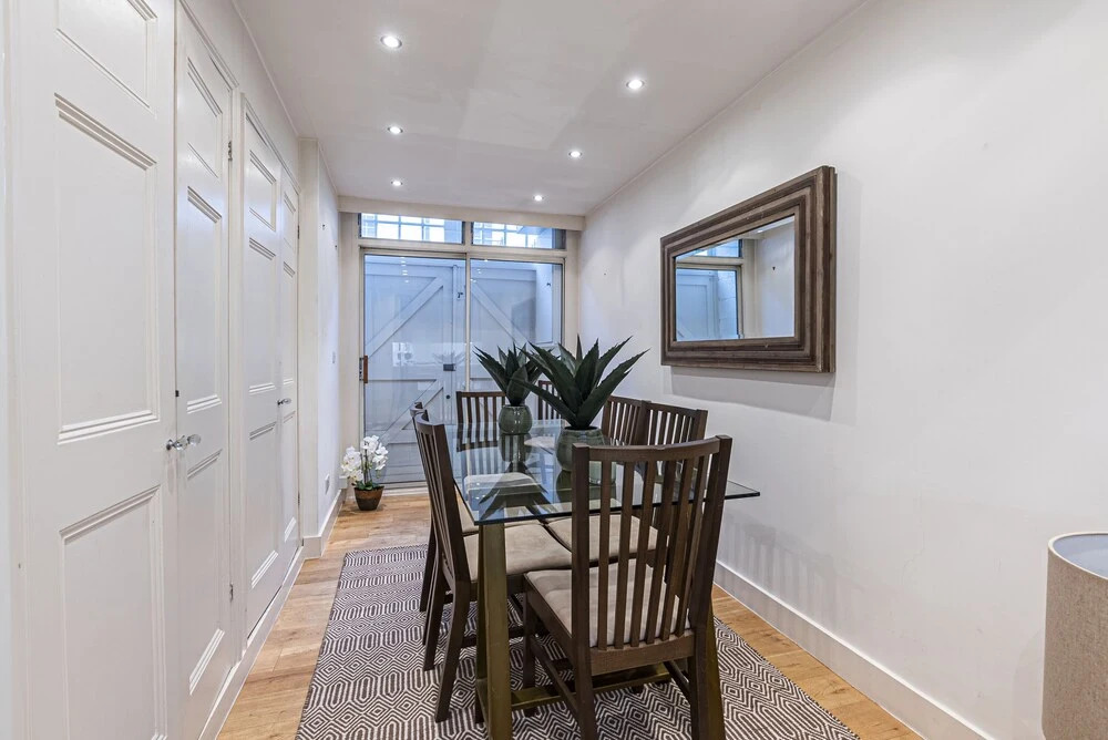 Altido Elegant 2-Bed House In Belgravia