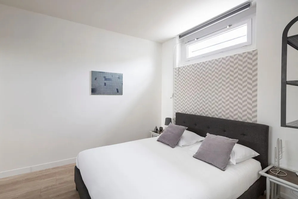 Le 32 - Loft Pop Art - 3 Chambres Avec Parking Privé