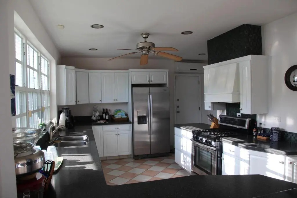 Waters Edge Villa - Oceanfront with Private Pool