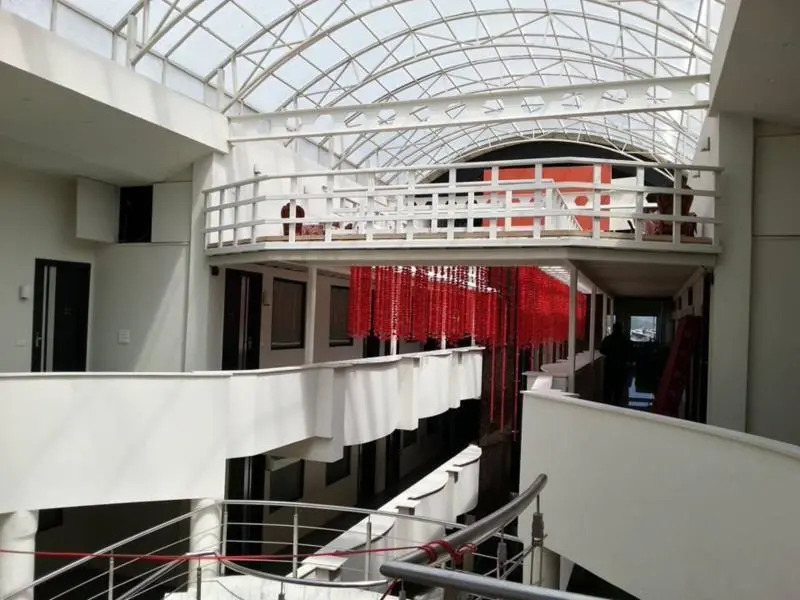 Hotel Aksa Srinagar