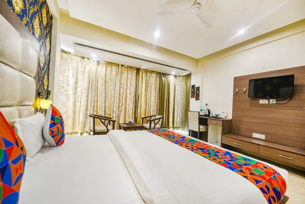 Hotel Viraj Inn