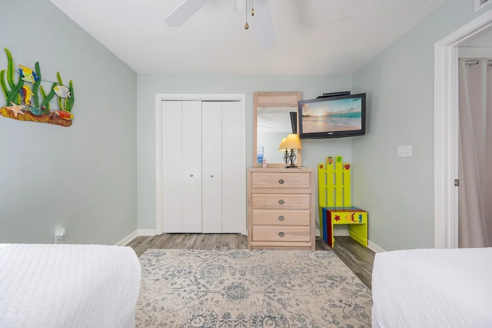 Phoenix V 701 3 Bedroom Condo