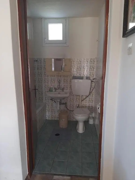 Annas Cottage
