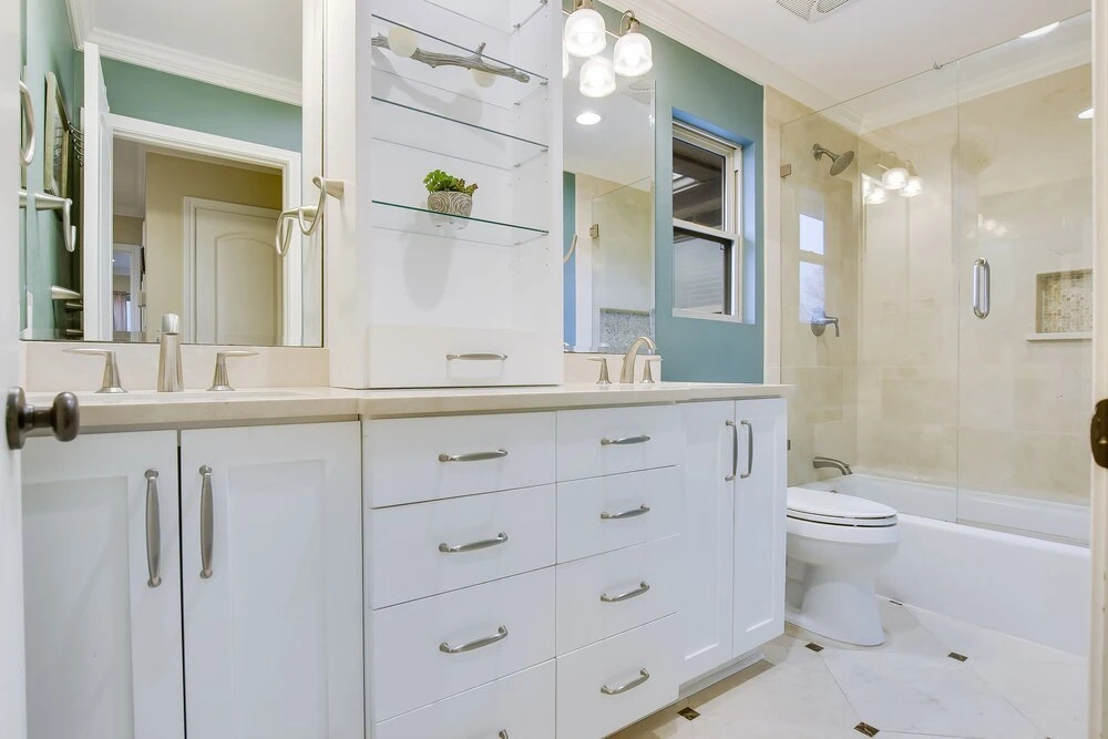 The Arrive Authentic Tudor - 4 Br Home