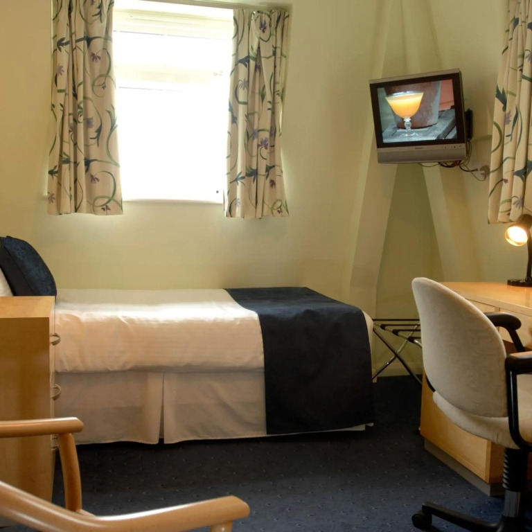 Lysses House Hotel