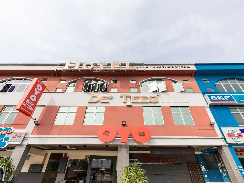 Hotel De Tees, Masai Utama