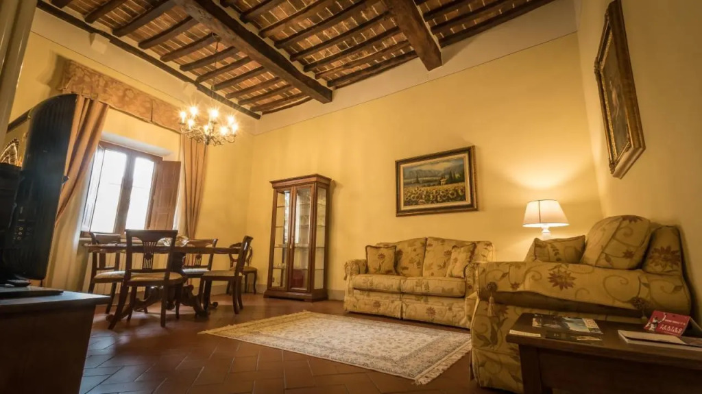 Lovely Apartment Piazza Grande